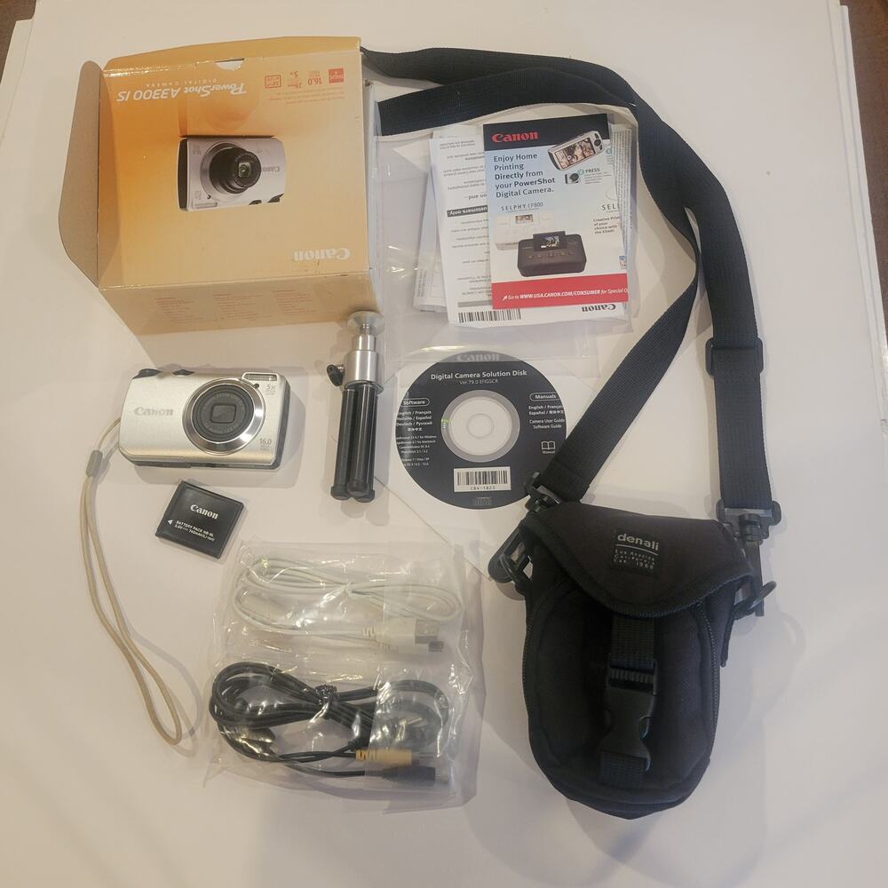 Canon PowerShot A3300 IS 16MP Digital Camera Silver with battery, case